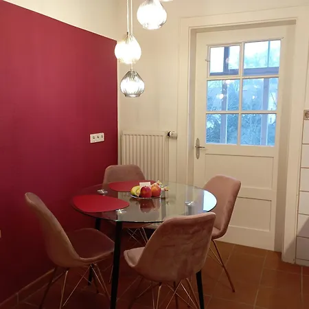 Hochparterre Mit Balkon Und Gartenblick - Elisabeth Von Berg Appartamento