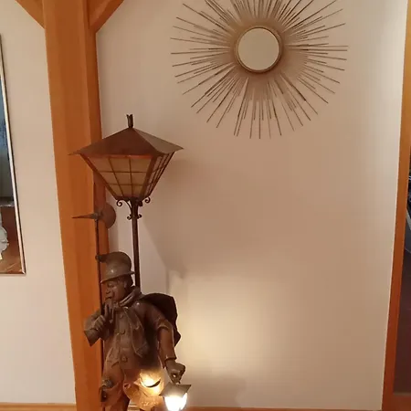 Appartamento Hochparterre Mit Balkon Und Gartenblick - Elisabeth Von Berg Rottweil